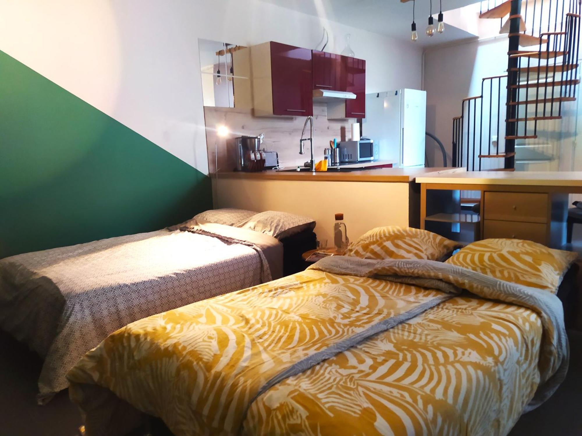 Spacieux Appartement Au Calme 15Min Sud De Lyon Proche Metro Et Gare Confluence Aquarium Gerland Oullins Luaran gambar